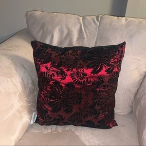 Throw Pillows